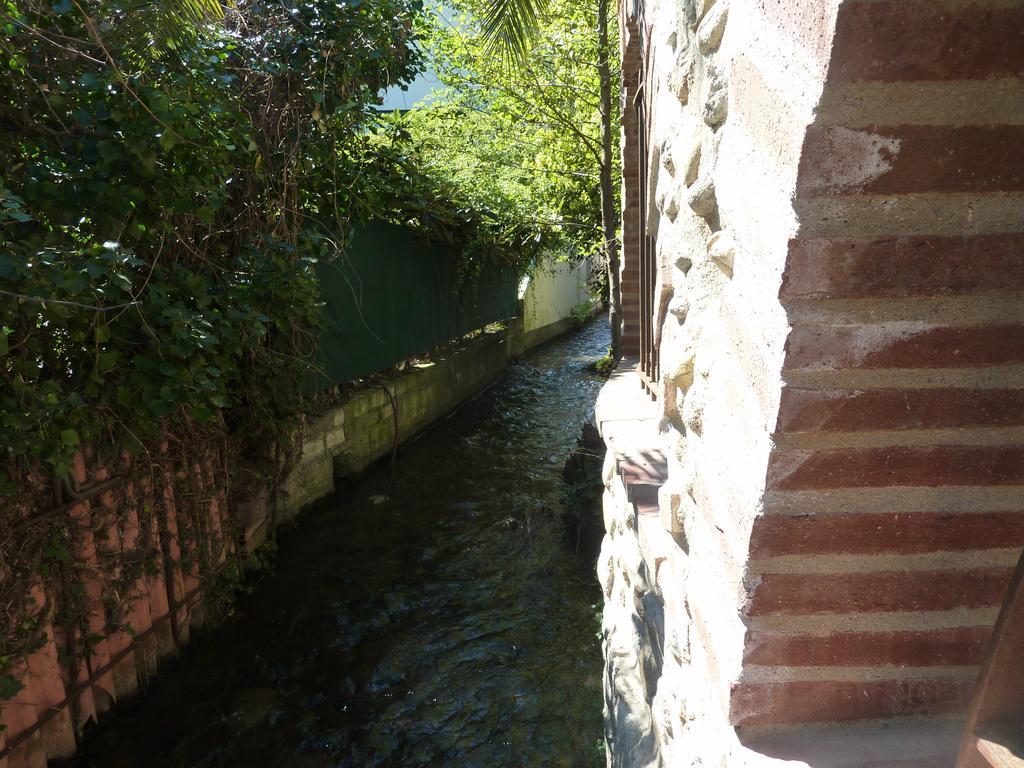 Domaine De La Tannerie Chambres D'Hotes Et Appartements Prades Exterior foto